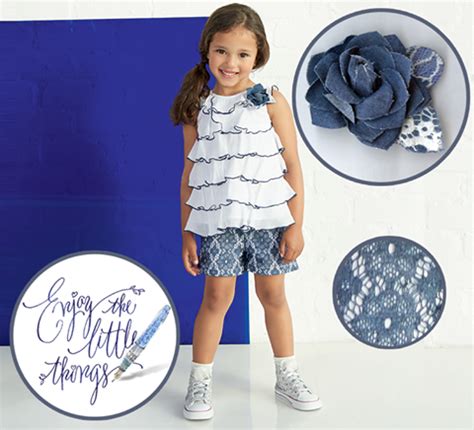 Eleganza e varietà di tessuti e colori su kiabi.it. Enjoy the little things! #Abbigliamentobambina, vestiti ...