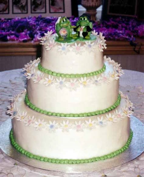 Everything from kids birthday cakes to wedding cakes, incredible decorated cakes, baby shower. Shi Shi Sweets: Wedding cake Ideas