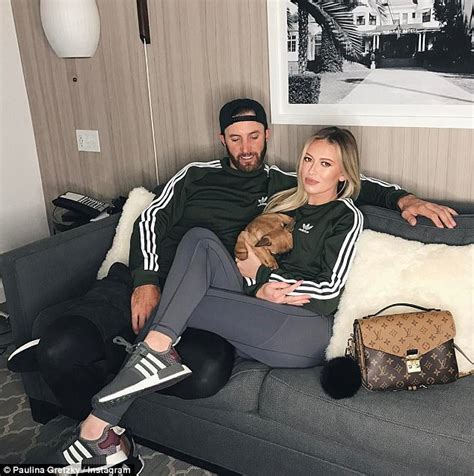 Paulina Gretzky To Deliver Baby With Golfer Dustin Johnson Daily Mail