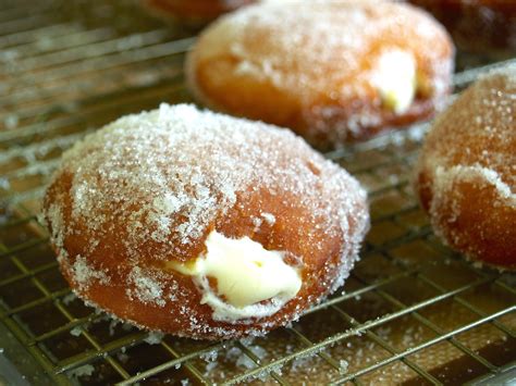 Hungry Hungry Highness: Cream-Filled Donuts