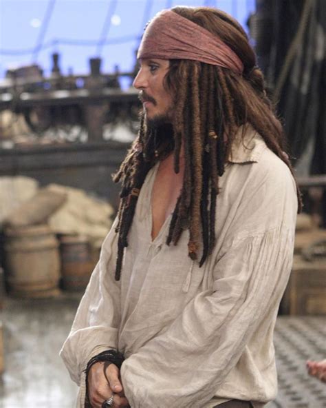 captain jack sparrow caribbean jacks pirates of the caribbean johnny depp pictures johny depp