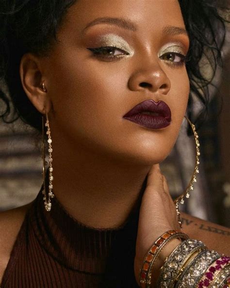 Rihanna Teases And Allures For The Fenty Beauty Moroccan Spice Palette