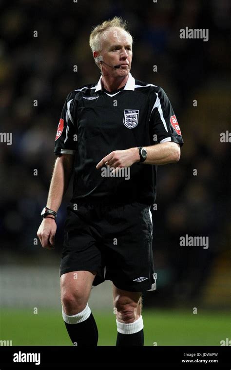 The Referee Peter Walton Hi Res Stock Photography And Images Alamy