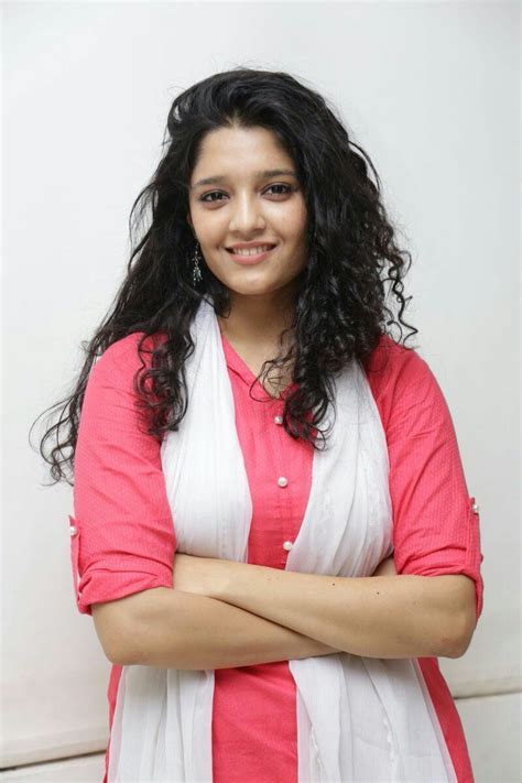 Ritika Singh Hot Navel Images Pics New Hd Pictures