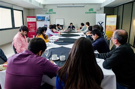 Taller de Economía "Keynes, Friedman y la Escuela ...