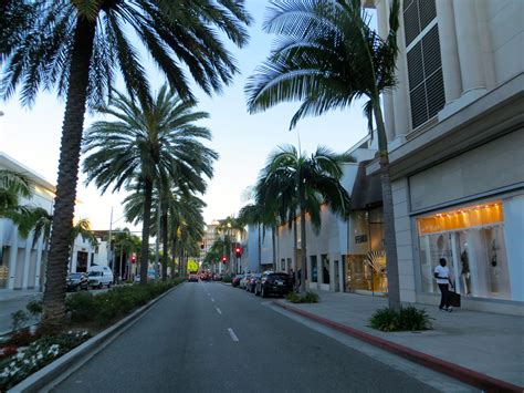 Rodeo Drive Wallpapers Top Free Rodeo Drive Backgrounds Wallpaperaccess