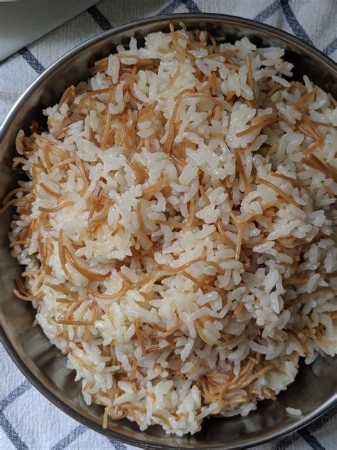 Am What I Eat Egyptian Rice With Vermicelli Roz Bil Shareya Am