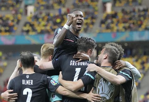 La brillante rivelazione del girone di qualificazione, la svezia, affronta la nazionale sopravvissuta, la deludente ucraina. Pronostico Ucraina-Austria Euro 2020: probabili formazioni ...