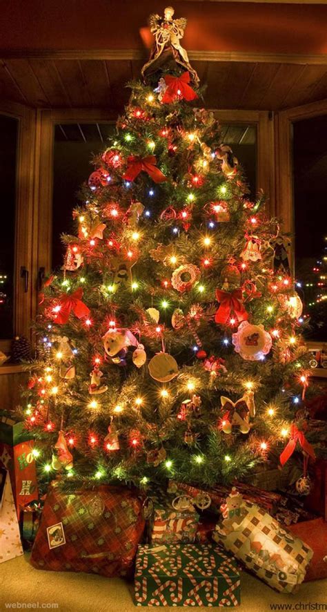 25 Beautiful Christmas Tree Decorating Ideas For Your