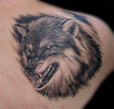35 Most Amazing Wolf Tattoo Designs
