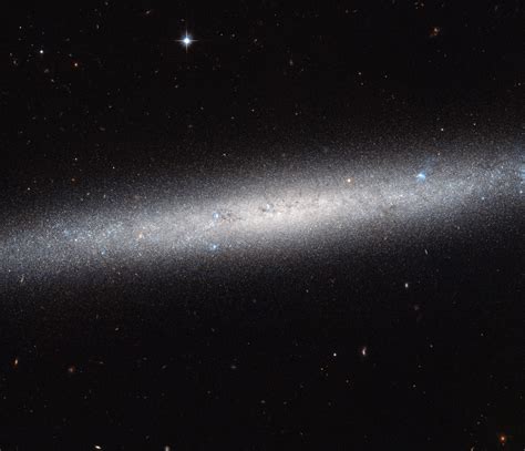Hubble Image Of The Week A Galaxy On The Edge