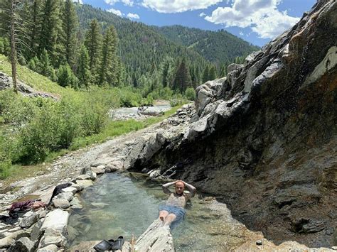 Hike To Skillern Hot Springs In Idaho For The Perfect Fall Outing