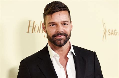 Ricky martin — el amor de mi vida 03:56. Ricky Martin Gets Support From Maluma, Bad Bunny & More for Puerto Rico Hurricane Relief: See ...