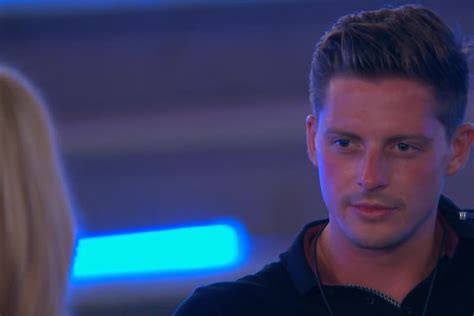 love island fans calls for pathetic dr alex to be dumped from villa after asking grace what s