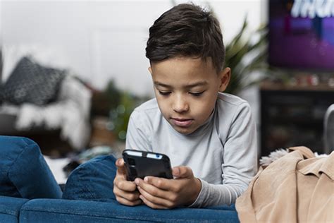 The Hidden Dangers Of Excessive Screen Time For Your Childs Brain