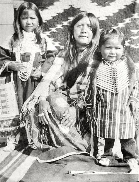 Ute Mother And Children Late 1800s Native American Children Native