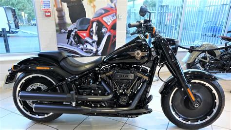 2020 Harley Davidson® Fat Boy® 30th Anniversary Vivid Black Black Finish