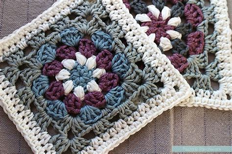 Lily Pad Granny Square Free Crochet Pattern And Tutorial Pasta