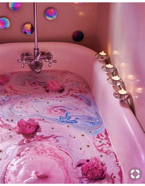 You've seen it on instagram and you've seen it on the tok: Pin by BADDIE ⚠️ HOUSE💞⚠️ on Baths | Pink aesthetic ...