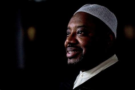 Blacks Still Drawn To Islam Despite Fbi Raids Near Detroit