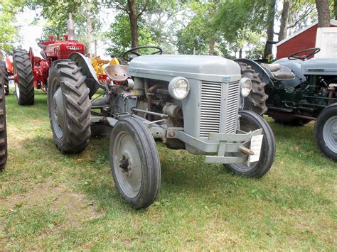 1949 Ferguson To 20 Massey Ferguson Pinterest Tractor And Wheels