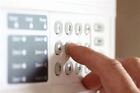Controla tu casa o negocio desde cualquier parte sistemas fáciles de instalar controla tu alarma desde tu móvil o tablet. Elige bien alarmas para casa como sistema de seguridad