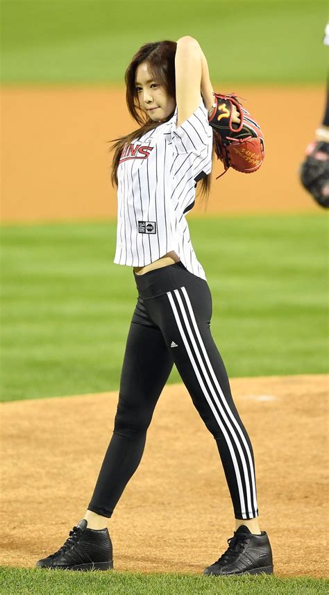 Naeun Has The Sexiest Baseball Pitch You’ve Ever Seen Koreaboo
