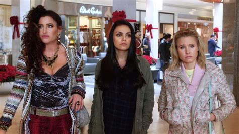 Film / a bad moms christmas. The Bad Moms Are Back In Red-Band Trailer For A BAD MOMS ...