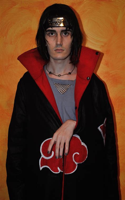 Itachi Uchiha Cosplay Hand Out Of Cloak Pose By Lory1050 On Deviantart