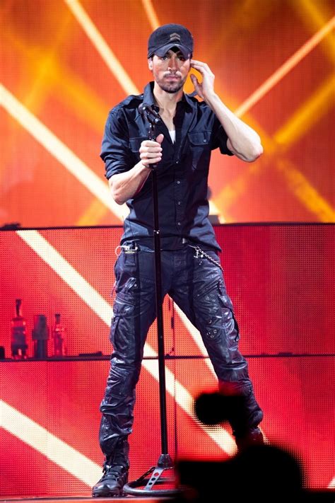 Photo Enrique Iglesias en concert à Birmingham Royaume Uni le 27