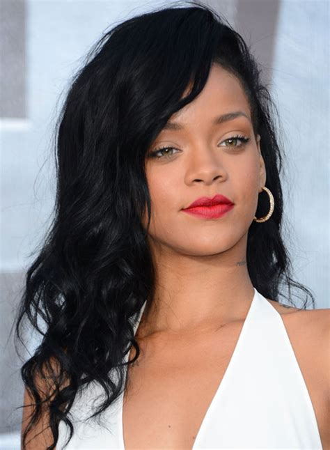 Short hairstyles medium hairstyles long hairstyles click to enlarge rihanna changes her outfits several times in every show and her hairstyle is the surprise of the day with every performance. 50 Best Rihanna Hairstyles