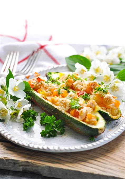 Davita dietitian tammy from north carolina takes the guesswork out of yummy veggies with her stuffed zucchini boats. Easy Stuffed Zucchini Boats - The Seasoned Mom