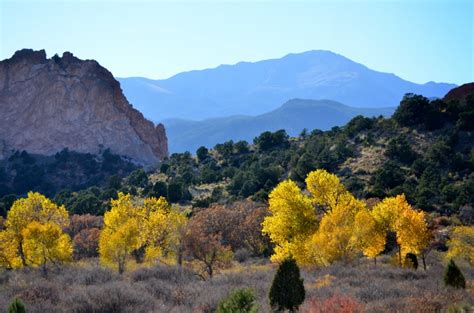 Leaf Peepers At Garden Of The Gods