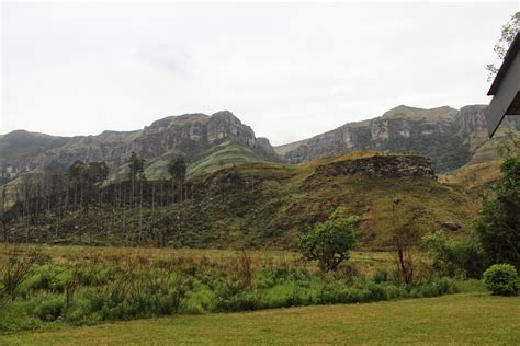 Travelogue Born To Travel Injisuthi Central Drakensberg