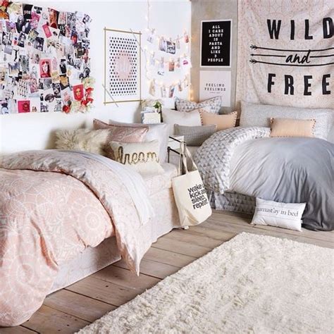 Sharing a bedroom is hard enough, let alone in a small space. 22 Chic And Inviting Shared Teen Girl Rooms Ideas - DigsDigs