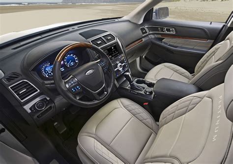 2016 Ford Explorer Gets New Face New 23l Ecoboost Engine And New