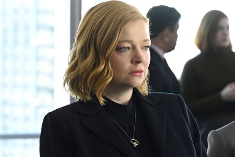 Succession Star Sarah Snook Explains Why Shiv Voted Against Kendall In Series Finale
