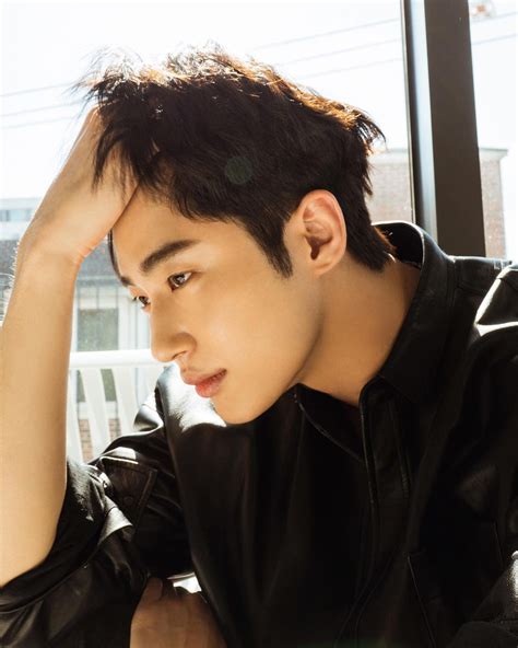 Bench S New Endorser Is Record Of Youth Actor Byeon Woo Seok