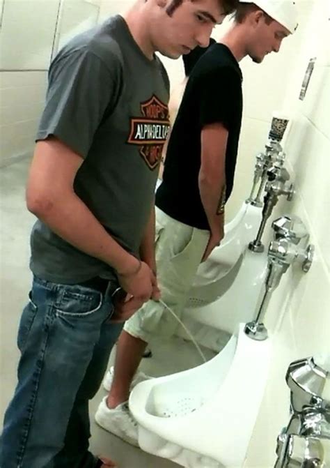 Showing It Off At The Mens Room Urinals Page 119 Lpsg
