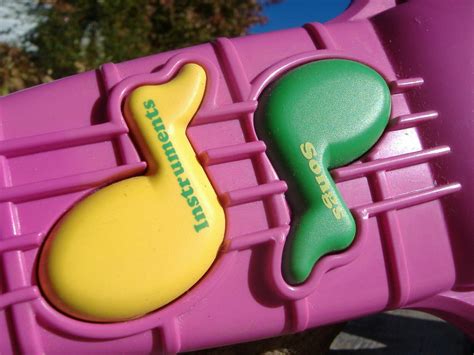 Barney Drums And Banjo Song Instrument Toy 1997 Playskool Guitar