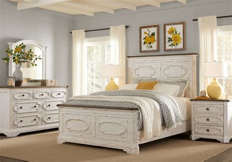 We have 31 images about bedroom furniture rooms to go including images, pictures, photos, wallpapers, and more. Lindenwood White 5 Pc Queen Panel Bedroom | King bedroom ...