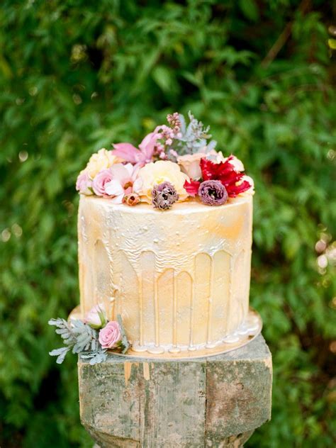 It came out just beautiful and so very yummy! The Best Wedding Drip Cakes | Drip cakes, Vanilla drip cake, Cake recipes