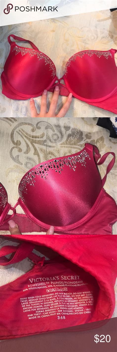 Victorias Secret Pink Bombshell Bra This Bra Gives Your Chest A Nice Lift And The Embellished