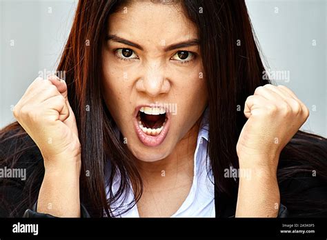 Angry Business Woman Hi Res Stock Photography And Images Alamy