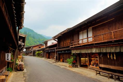 The kiso valley is famous for its craft. Tsumago in Kiso Valley - Nagano - Japan Travel - Japan Tourism Guide and Travel Map