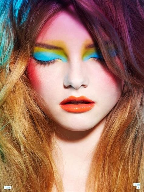 12 Fantastic Neon Makeup Looks Pretty Designs