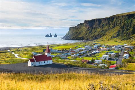 9 Best Small Towns In Iceland That No Visitor Should Miss