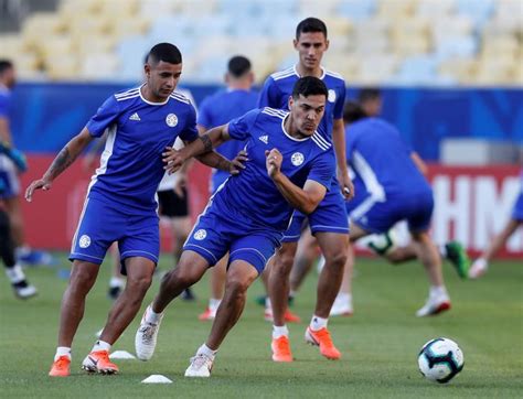 Selección peruana registra una derrota y una victoria en su segundo encuentro. Un renovado Paraguay debuta en la Copa América frente al campeón asiático | Copa América Brasil 2019