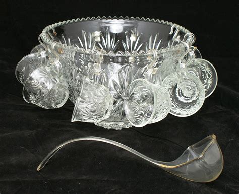 Amazon Com 18 Piece Crystal Fruit Punch Bowl Set From Glassware By