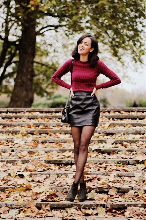 Pin By Anna Hauldren On Looking So Right Leather Mini Skirt Outfit